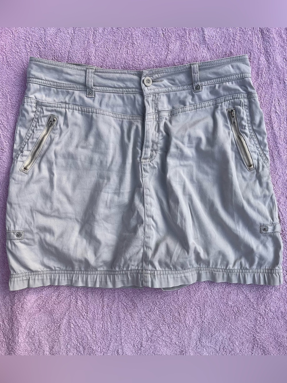 Jessica Light Gray Women's Zip-Pocket Skort